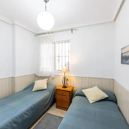 Holiday home Tolles Mit Sonnenterrasse Direkt Am