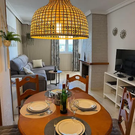 Holiday home Tolles Mit Sonnenterrasse Direkt Am